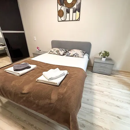 Apartment Le Golden - Terrasse & Moderne - Proche Strasbourg - Commerces A Proximite *