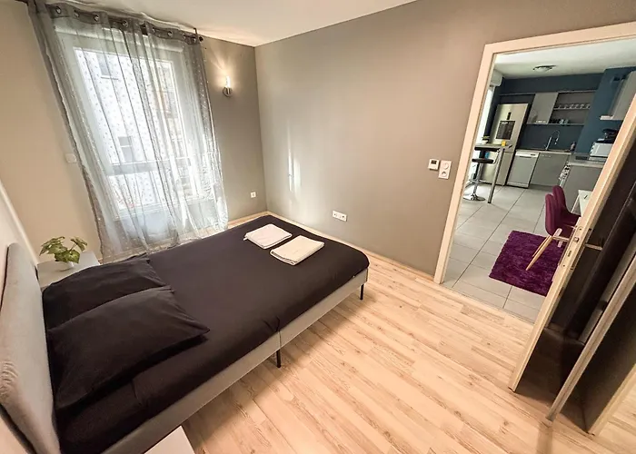 Le Golden - Terrasse & Moderne - Proche Strasbourg - Commerces A Proximite Appartement