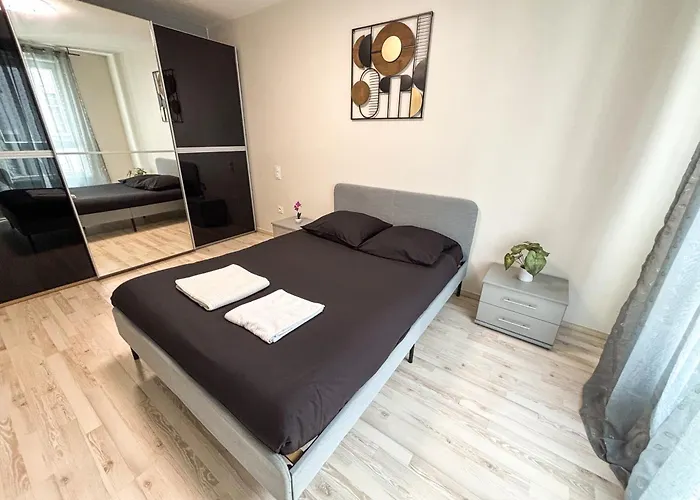 Le Golden - Terrasse & Moderne - Proche Strasbourg - Commerces A Proximite Appartement